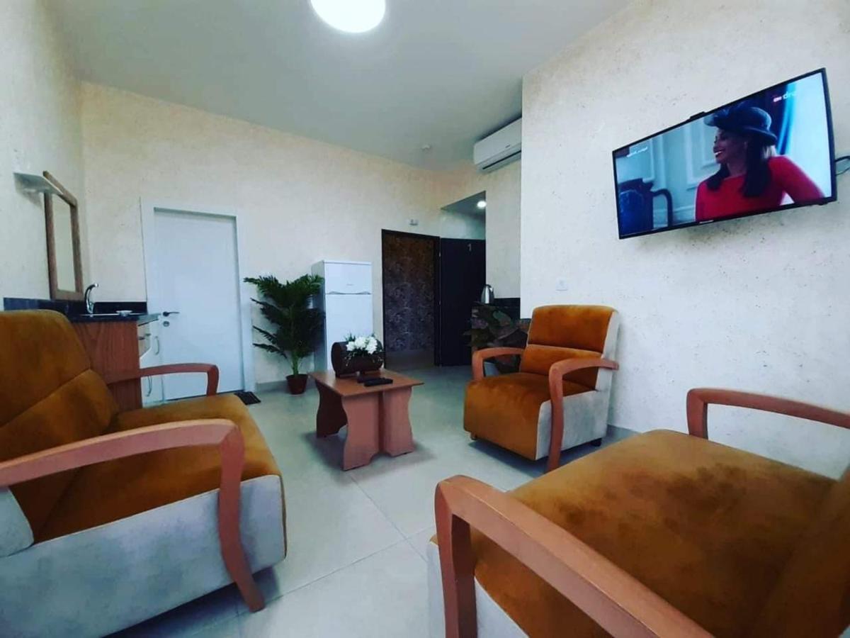 Dolphin Suites Hotel Ιεριχώ Εξωτερικό φωτογραφία