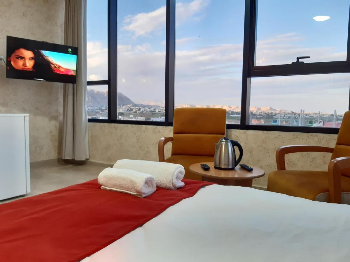 Dolphin Suites Hotel Ιεριχώ Εξωτερικό φωτογραφία
