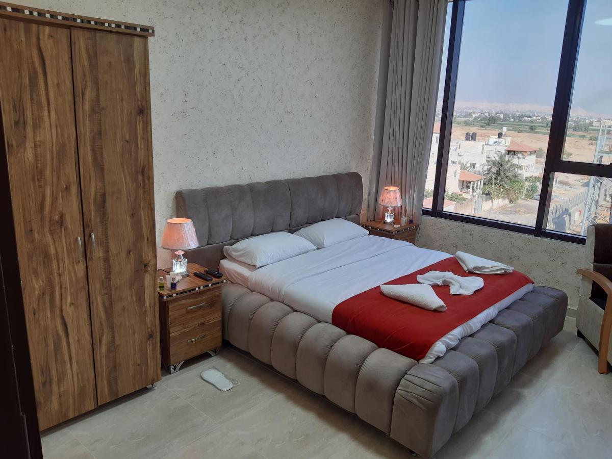 Dolphin Suites Hotel Ιεριχώ Δωμάτιο φωτογραφία